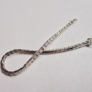 1.15 ctw Diamond Rhodium Over Sterling Bracelet